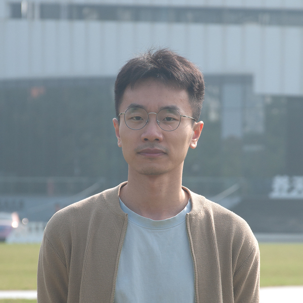 Tianyu Shi（2024）